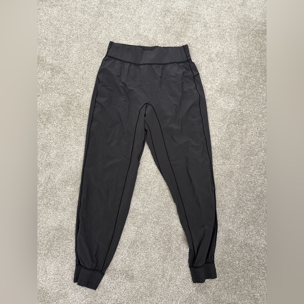 Lululemon Athletica Charcoal Joggers size 8